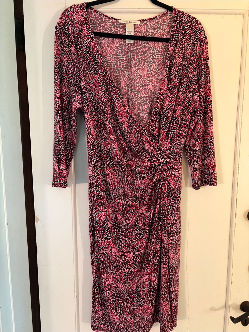 Laundry By Shelli Segal Red and Black Printed Faux-Wrap Long Sleeve Dress
